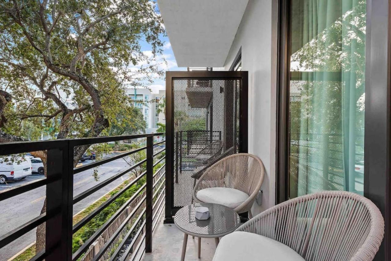 Pretty Rola 202 Modern Industrial Apt W King Bed 劳德代尔堡 外观 照片